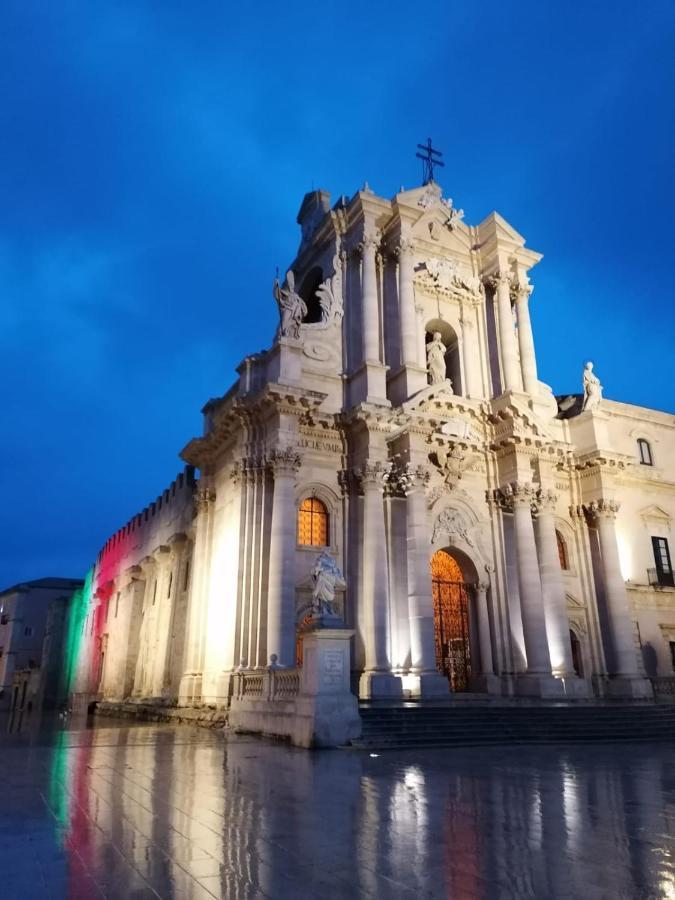 Il Conte Di Cavour Syracuse Exterior foto